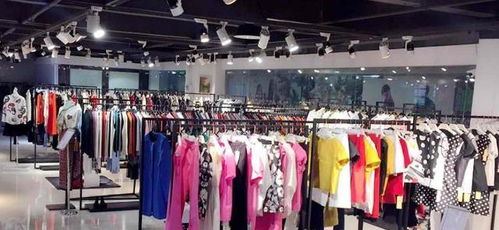 國內(nèi)又一服裝品牌倒下 董事長(zhǎng)被限制,市值蒸發(fā)338億房租交不起