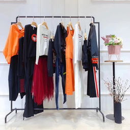 彰顯女性魅力的三千套路,服裝最重要 品牌折扣女裝走份批發創業選擇